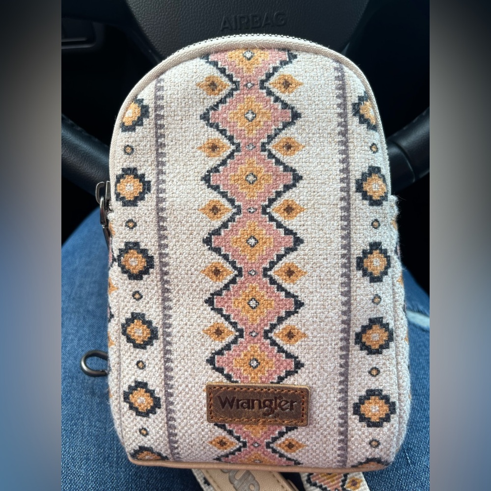 Wrangler Crossbody Sling